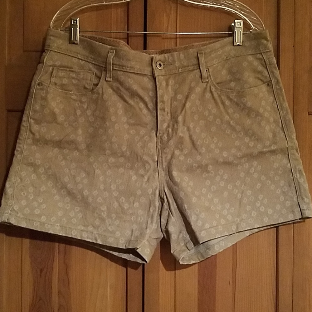 Levis jean shorts